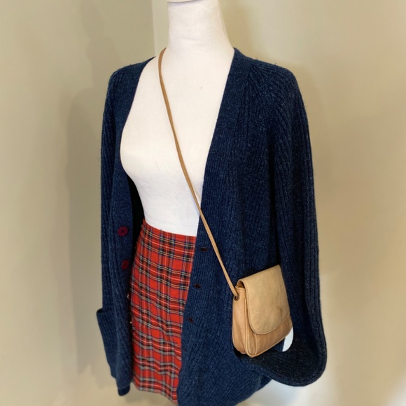 Vintage Parkhurst Cardigan – Women’s M – Navy – Cozy Canadian Made - Picture 2 of 12